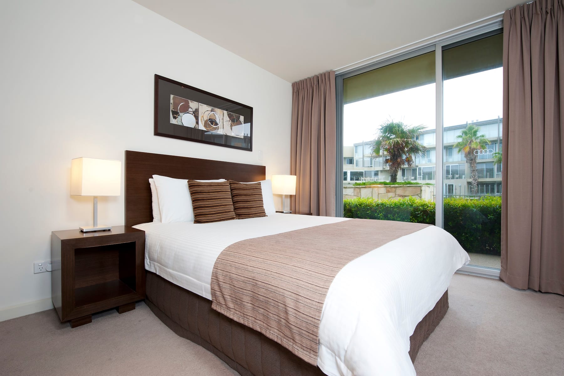 Guest room at the Wyndham Resort Torquay in Torquay, Other than US/Canada